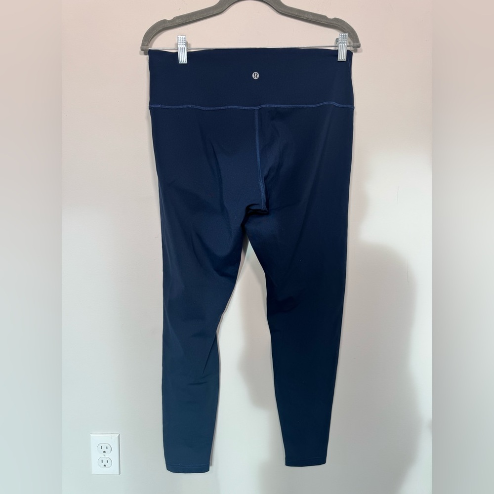 #270 Lululemon Align High Rise Leggings 25” Navy Blue Size 14 EUC - Picture 5 of 6